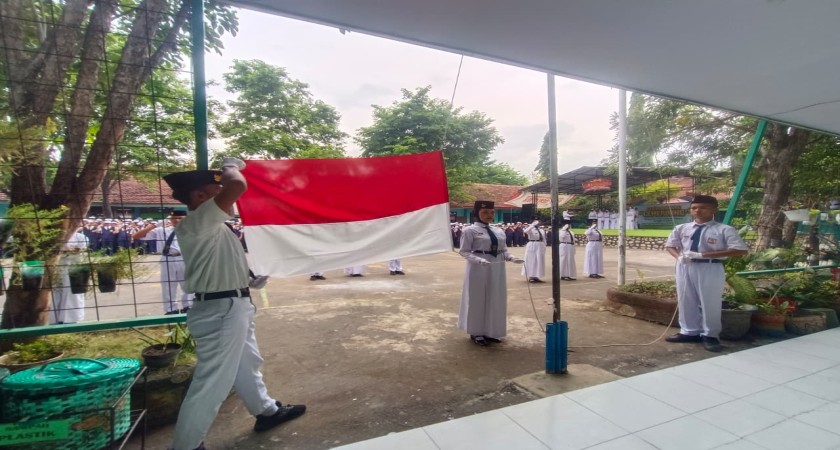 Upacara Peringatan Hari Pahlawan 10 November