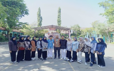 Peringatan Hari Batik Nasional 2025